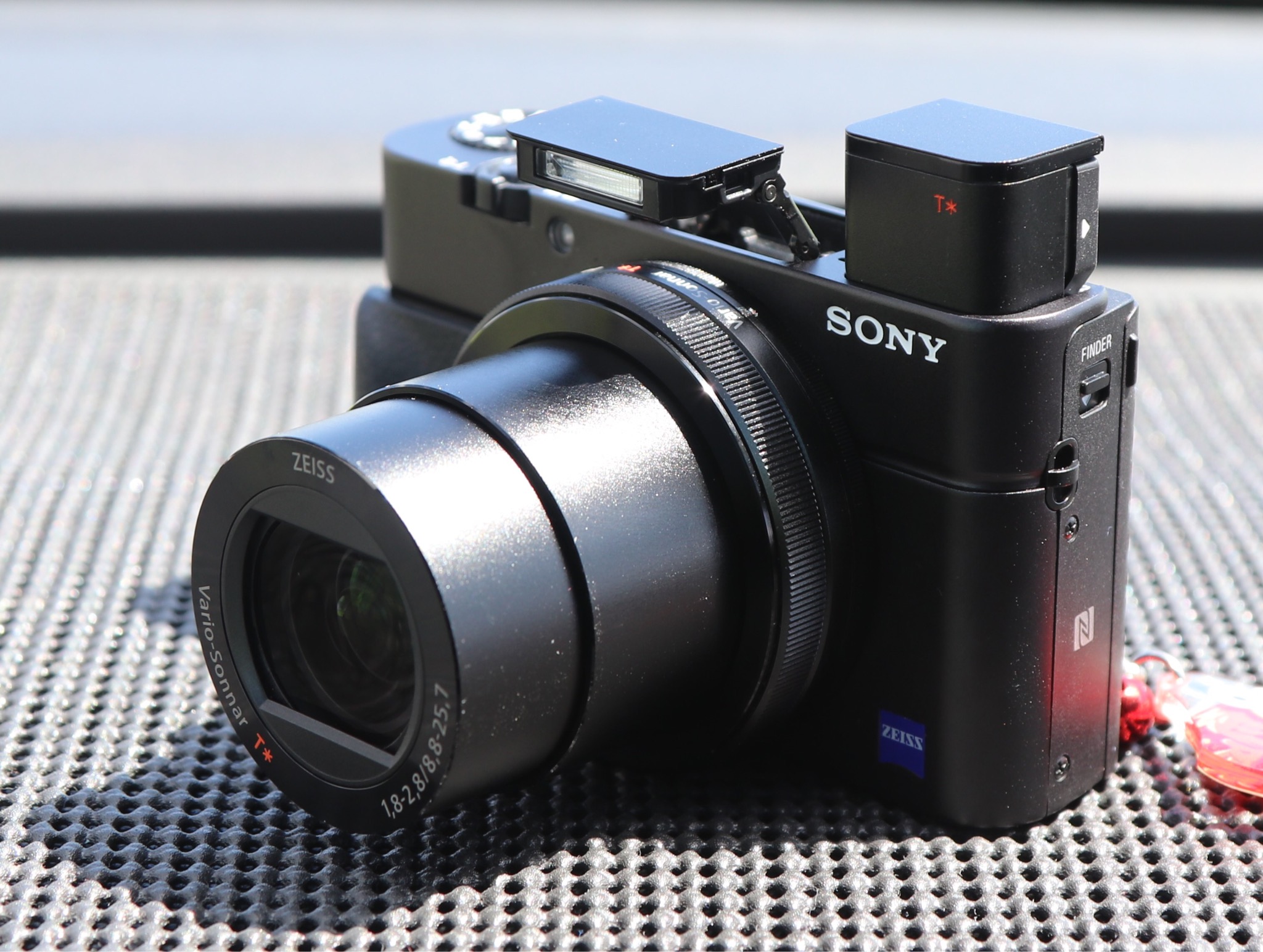 高級コンデジ SONY CyberShot DSC RX100M3 を購入 | 来々軒 （らいら ...